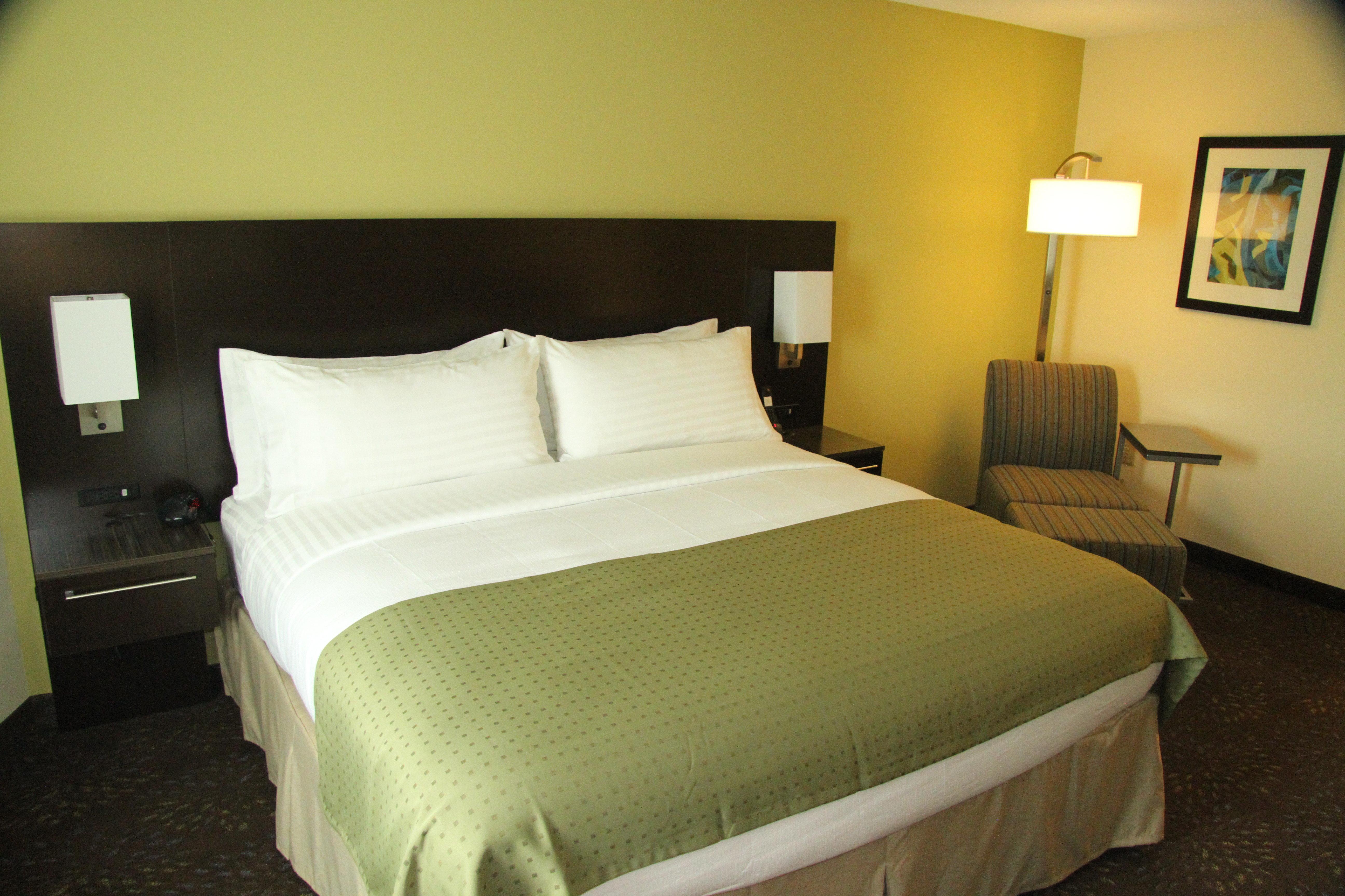 Holiday Inn Greensboro Coliseum, an IHG Hotel Exterior foto