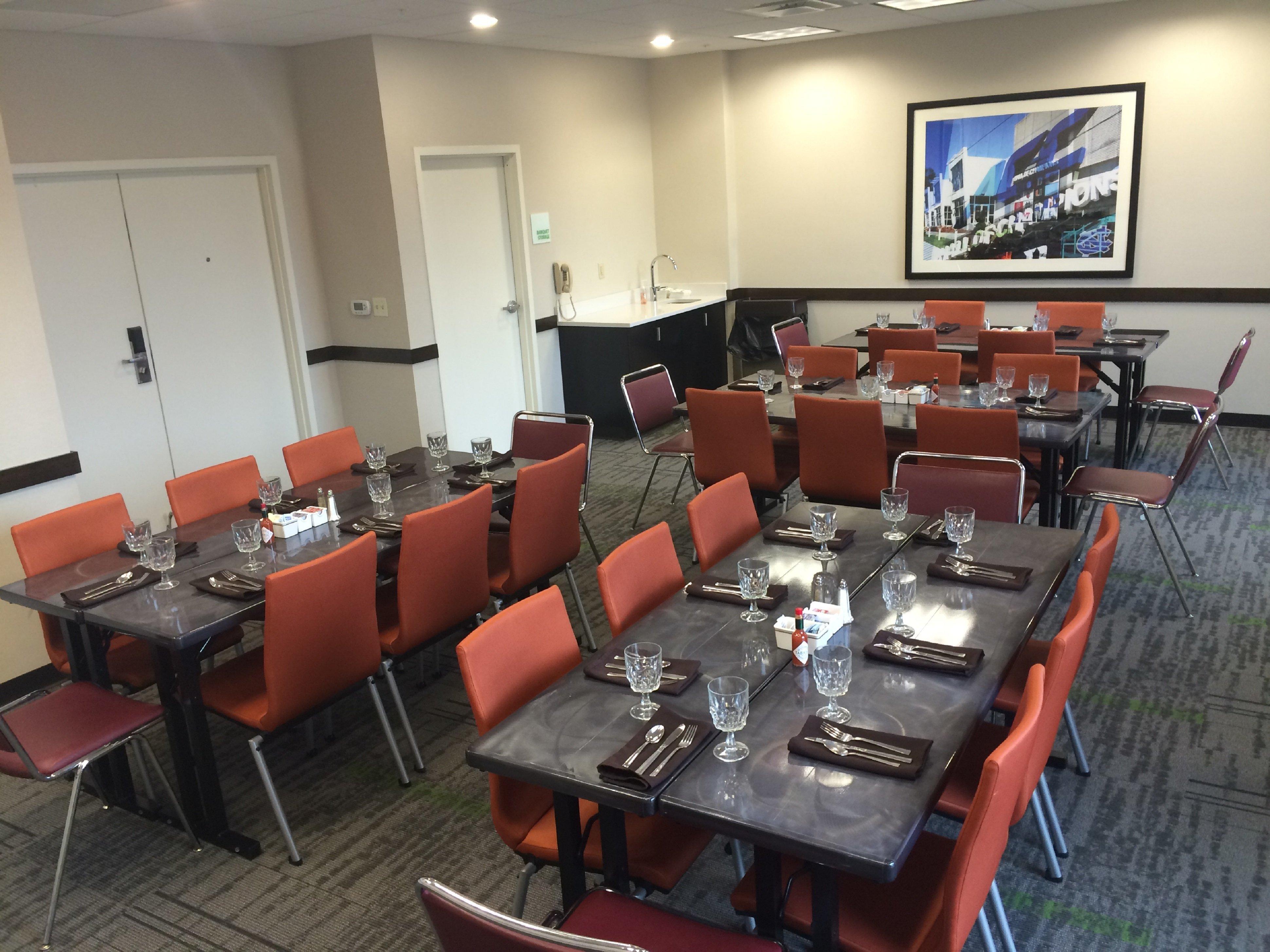 Holiday Inn Greensboro Coliseum, an IHG Hotel Exterior foto