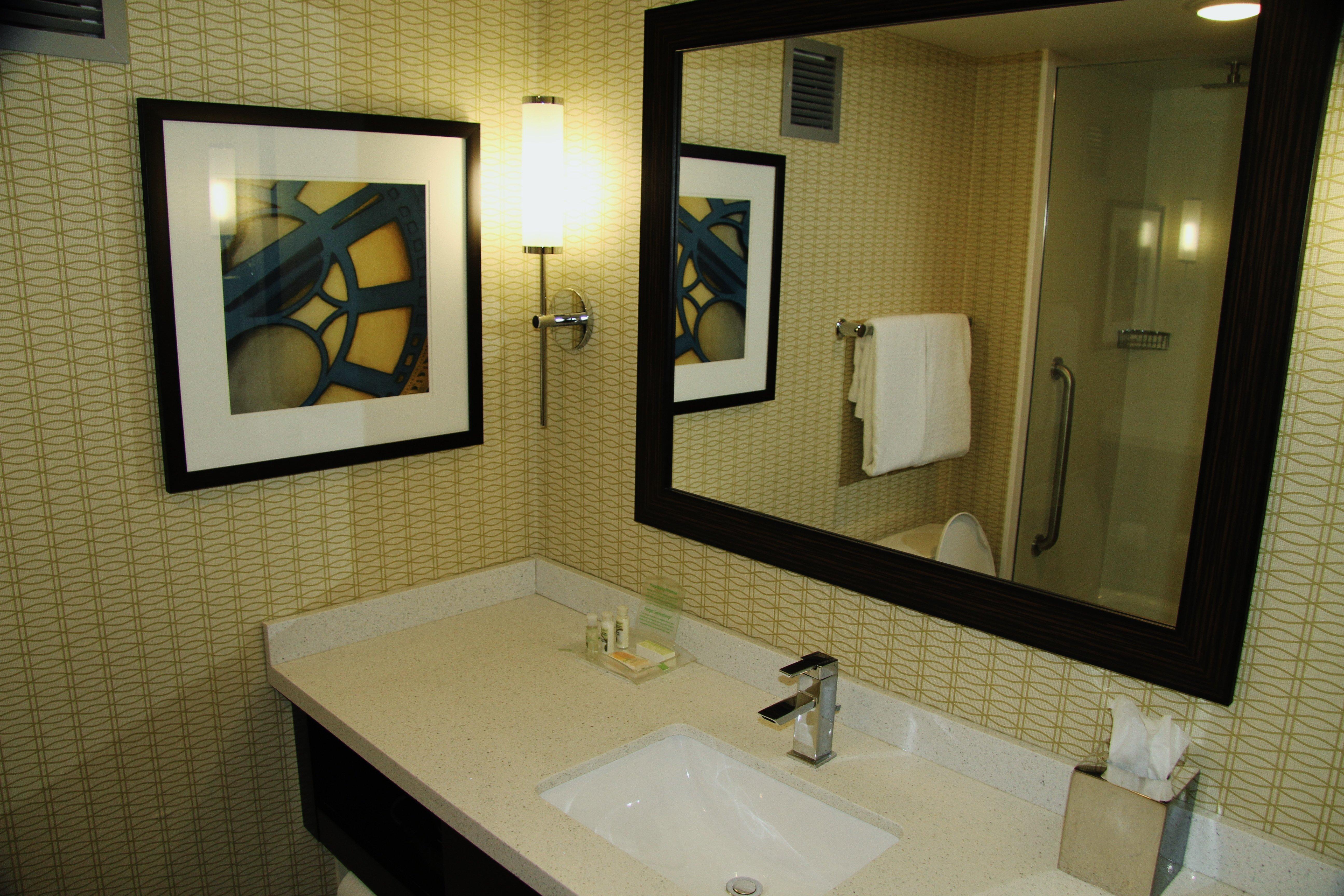 Holiday Inn Greensboro Coliseum, an IHG Hotel Exterior foto